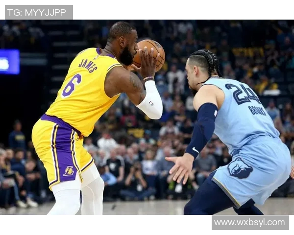 詹姆斯带领湖人豪取六连胜,压哨绝杀战胜灰熊